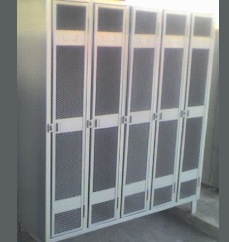 locker-puerta-malla-02